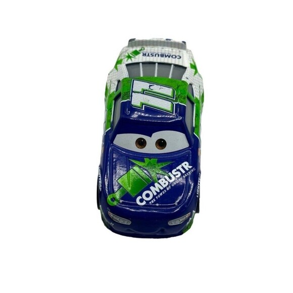 Disney Pixar Cars 3 Chip Gearings Vehicle - Picture 4 of 6